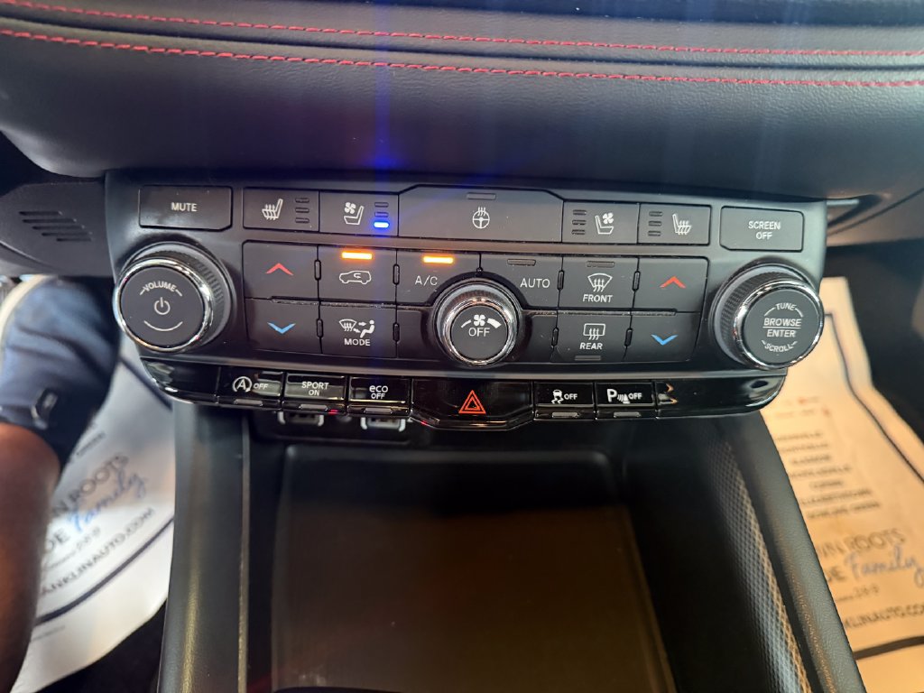 Used 2024 Dodge Durango GT AWD/4WD image 15