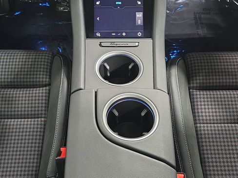 Certified 2025 Porsche Taycan image 20