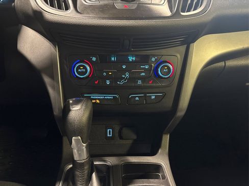 Certified 2017 Ford Escape SE w/ Equipment Group 201A AWD/4WD image 29