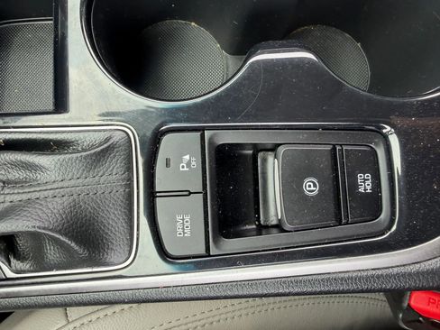 Used 2018 Hyundai Sonata Limited w/ Ultimate Package 07 FWD image 22