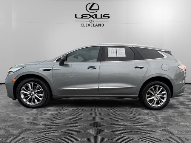Used 2024 Buick Enclave Avenir w/ Avenir Technology Package AWD/4WD image 3