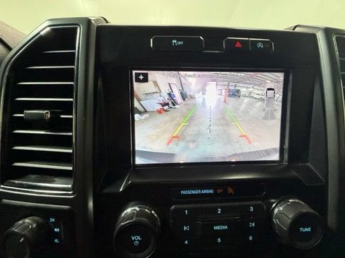 Used 2018 Ford F150 XLT w/ Equipment Group 302A Luxury AWD/4WD image 18