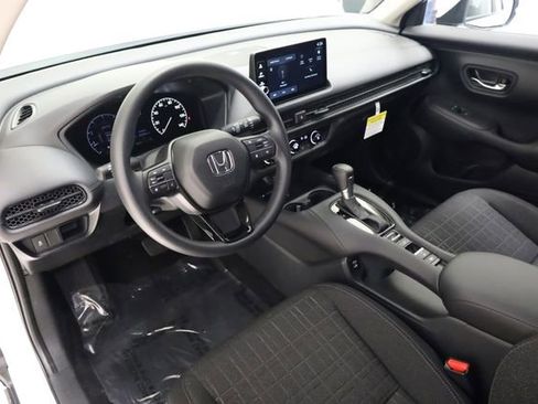 Used 2026 Honda HR-V LX image 12