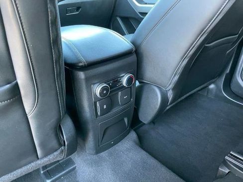 Used 2023 Ford Explorer XLT w/ Equipment Group 202A image 21