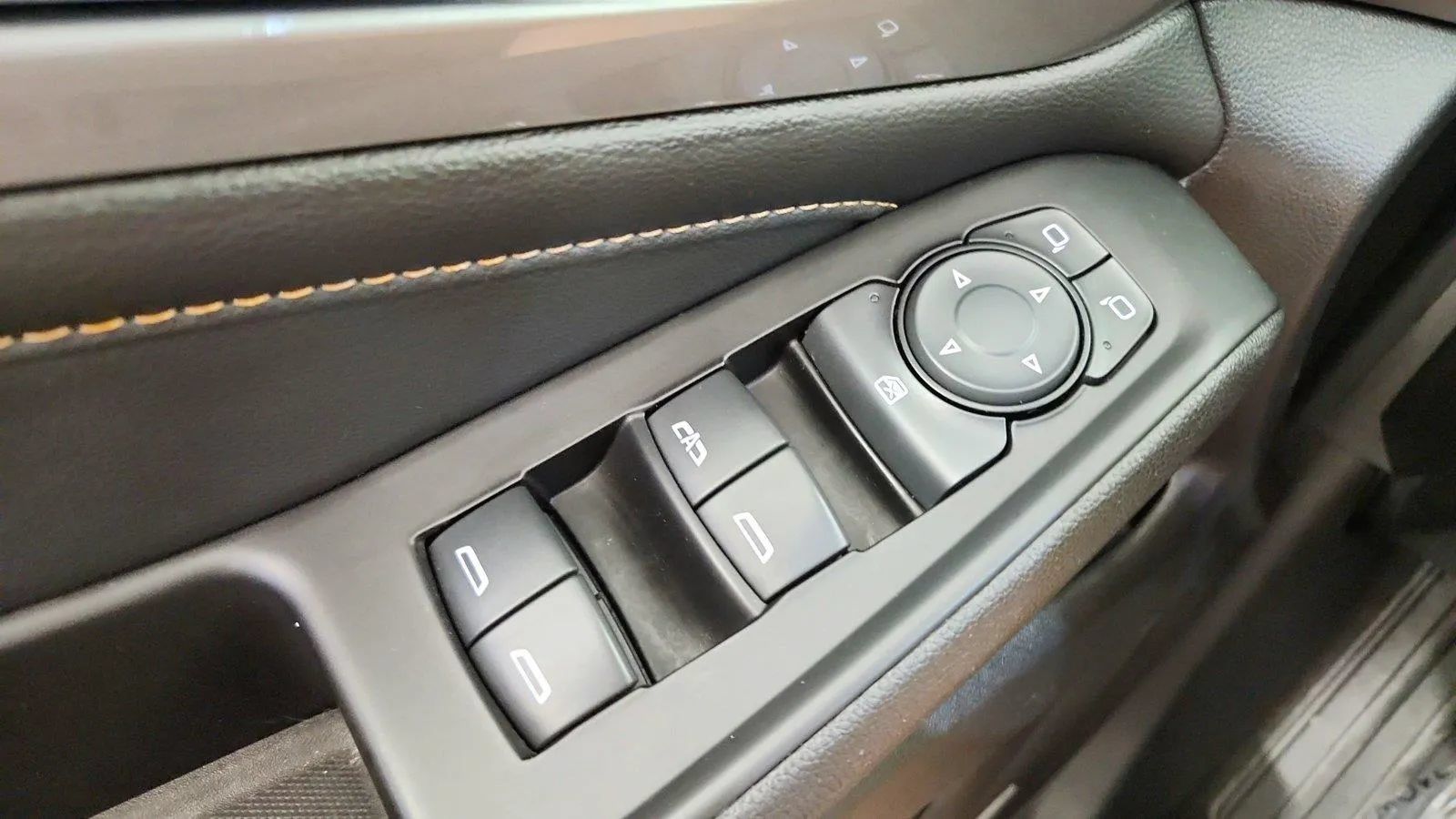 Used 2019 Chevrolet Traverse LT w/ LT Premium Package AWD/4WD image 20