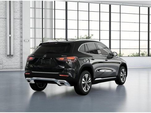 New 2026 Mercedes-Benz GLA 250 4MATIC image 21