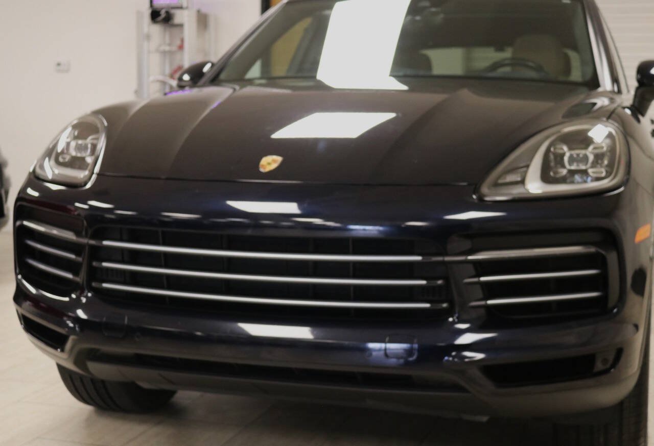 Used 2020 Porsche Cayenne Turbo AWD/4WD image 97