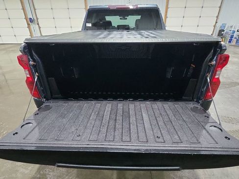 Used 2022 Chevrolet Silverado 1500 LT image 27