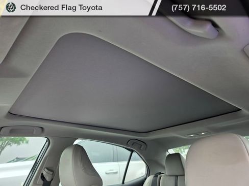 Used 2024 Toyota Camry XSE w/ Navigation Package FWD image 9