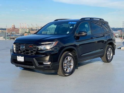 Certified 2023 Honda Passport TrailSport image 8