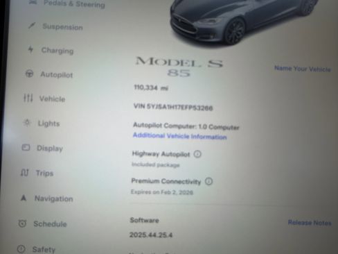 Used 2014 Tesla Model S 85 image 22