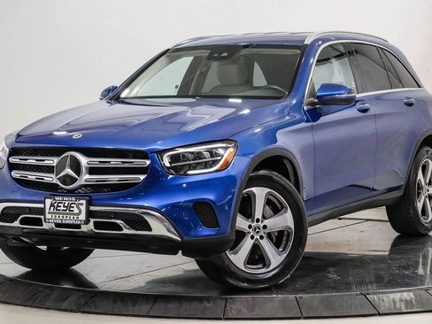 Used 2022 Mercedes-Benz GLC 300 image 1