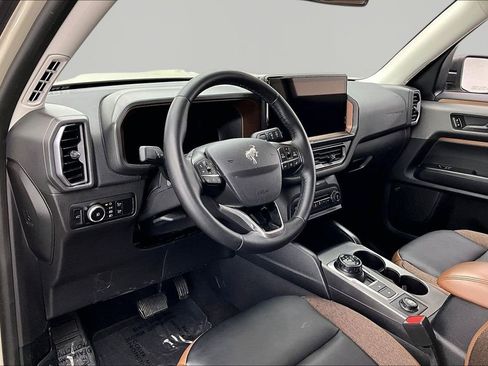 Certified 2025 Ford Bronco Sport Outer Banks w/ Outer Banks Tech Package+ AWD/4WD image 14