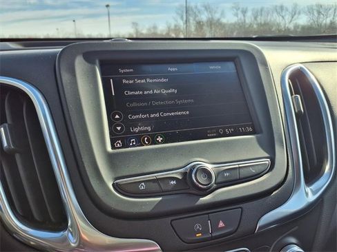 Used 2022 Chevrolet Equinox LT image 63