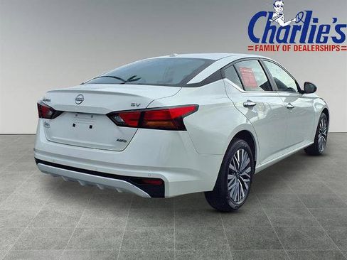 Certified 2024 Nissan Altima 2.5 SV AWD/4WD image 4