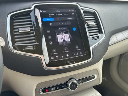Certified 2025 Volvo XC90 T8 Plus w/ Protection Package AWD/4WD image 23