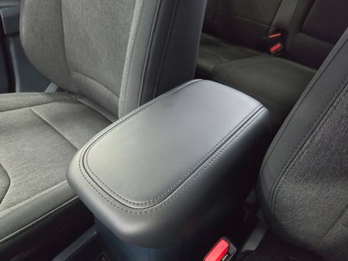 Used 2025 Ford Maverick XLT w/ Black Appearance Package AWD/4WD image 36