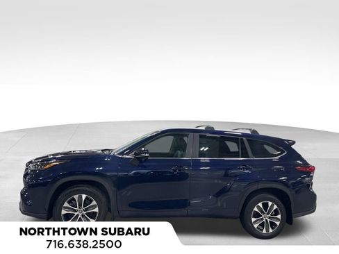 Used 2023 Toyota Highlander L image 20