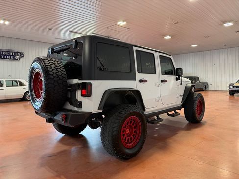 Used 2013 Jeep Wrangler Unlimited Sport AWD/4WD image 10