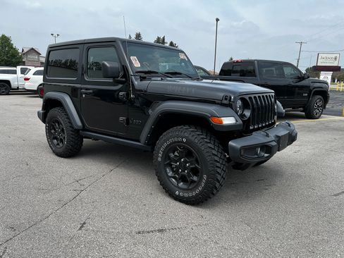 Used 2022 Jeep Wrangler Sport AWD/4WD image 1