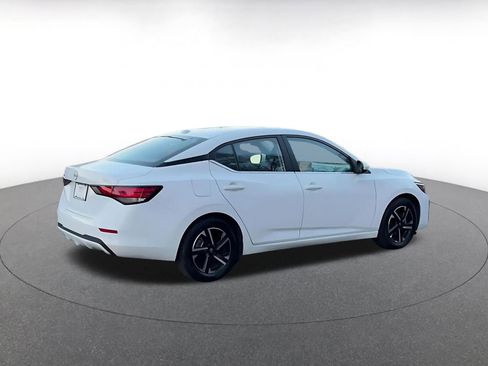 Used 2025 Nissan Sentra SV image 14