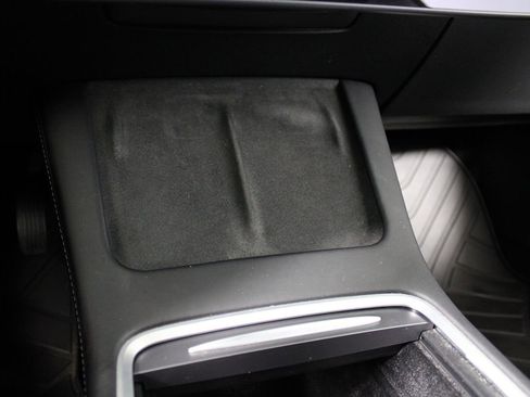 Used 2021 Tesla Model 3 Standard Range Plus image 16