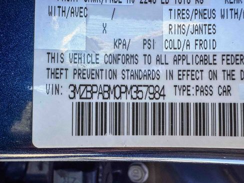 Used 2023 MAZDA MAZDA3 s image 25