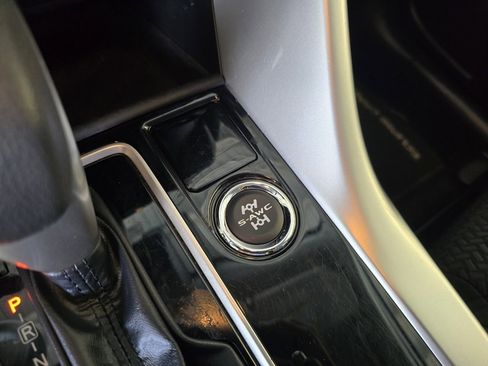 Used 2023 Mitsubishi Eclipse Cross ES image 39