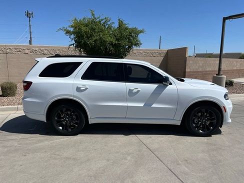 Used 2023 Dodge Durango GT RWD image 5