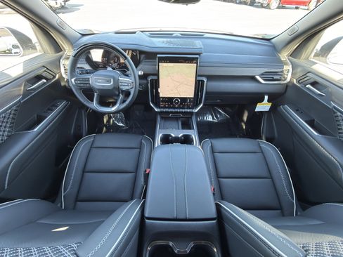 New 2026 GMC Acadia Denali w/ Super Cruise Package image 19