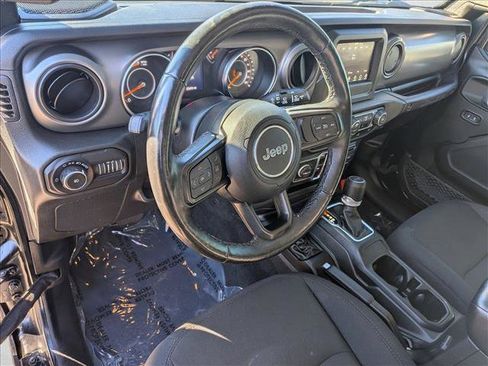 Used 2022 Jeep Wrangler Unlimited Sport image 7