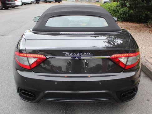 Used 2018 Maserati GranTurismo Sport RWD image 7
