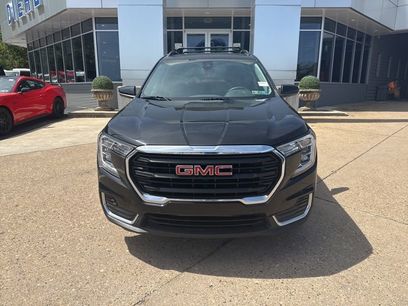 Used 2022 GMC Terrain SLE w/ Driver Convenience Package