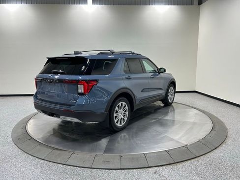 New 2026 Ford Explorer Active w/ Active Comfort Package AWD/4WD image 7