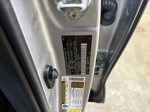 Certified 2021 Toyota Highlander XLE image 14