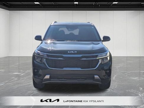 Used 2024 Kia Seltos EX AWD/4WD image 7