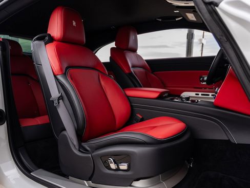 Used 2024 Rolls-Royce Spectre w/ Spectre Launch Package image 43