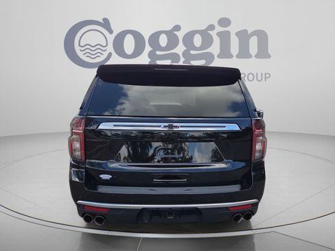 Certified 2023 Chevrolet Suburban High Country AWD/4WD image 4