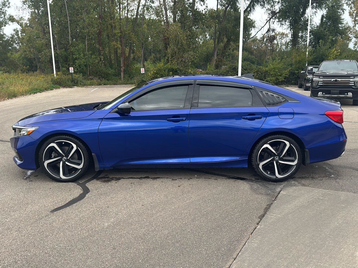 Used 2021 Honda Accord Sport Special Edition image 2