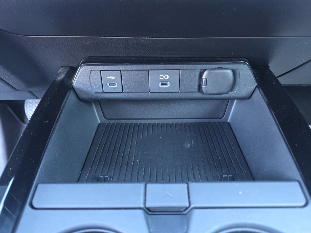 Certified 2023 Toyota Prius LE AWD/4WD image 20