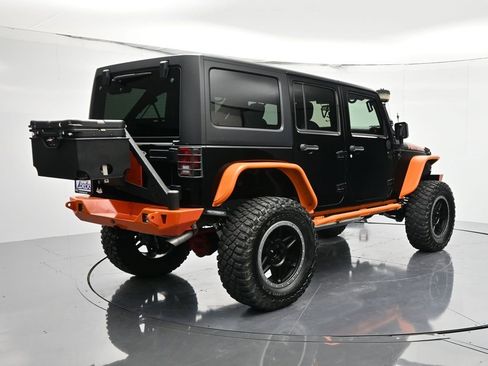 Used 2015 Jeep Wrangler Unlimited Sport w/ Connectivity Group image 5