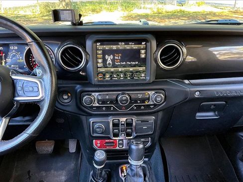 Used 2022 Jeep Wrangler Unlimited Rubicon w/ Trailer Tow Package image 9