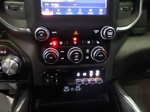 Used 2022 RAM 1500 Laramie w/ Sport Appearance Package image 27