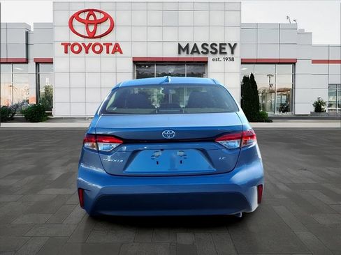 Used 2026 Toyota Corolla LE image 4