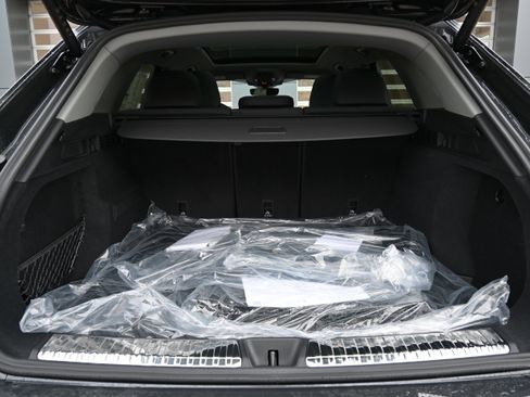 Used 2025 Audi Q5 Premium Plus image 33