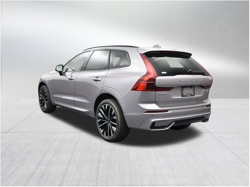 New 2026 Volvo XC60 B5 Ultra AWD/4WD image 3