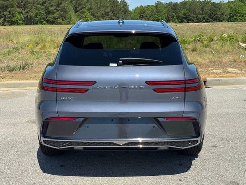 New 2026 Genesis GV70 2.5T Advanced image 12