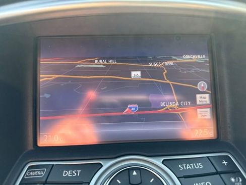 Used 2017 INFINITI QX50 2WD w/ Deluxe Touring Package image 16