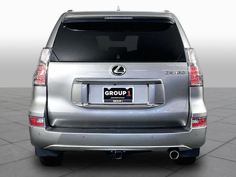 Used 2022 Lexus GX 460 Luxury w/ Accessory Package AWD/4WD image 5