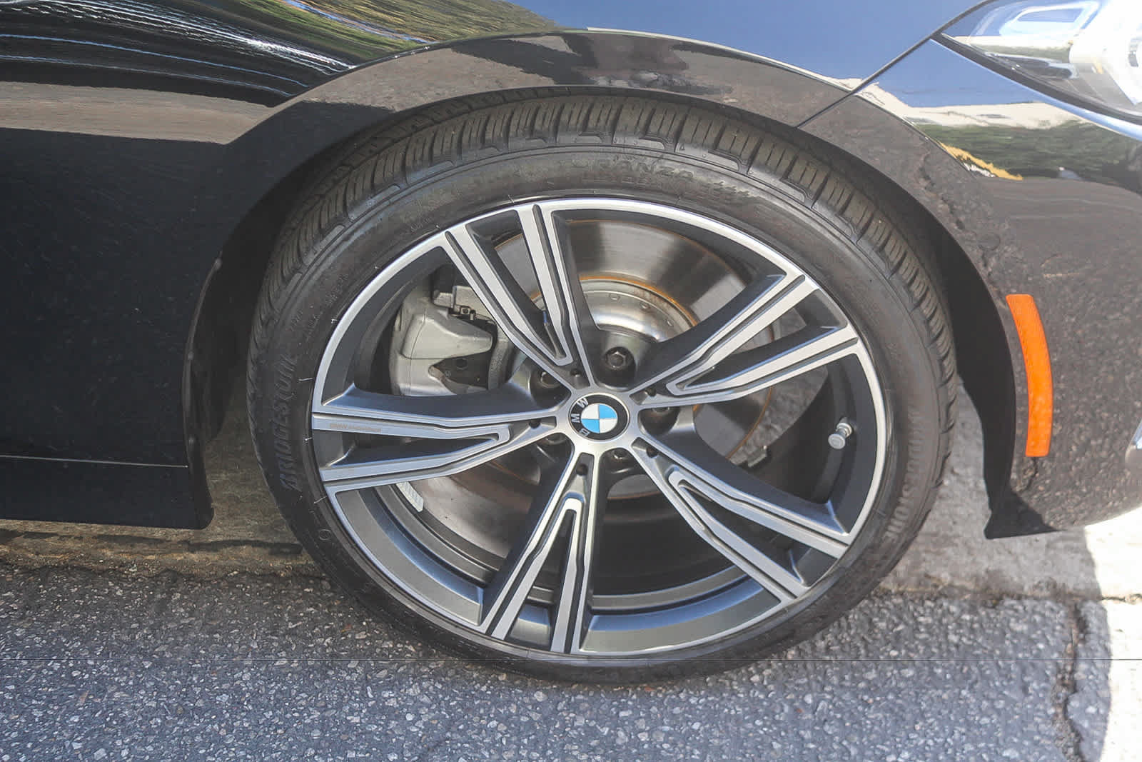 Used 2023 BMW 330i Sedan w/ Parking Assistance Package RWD image 16